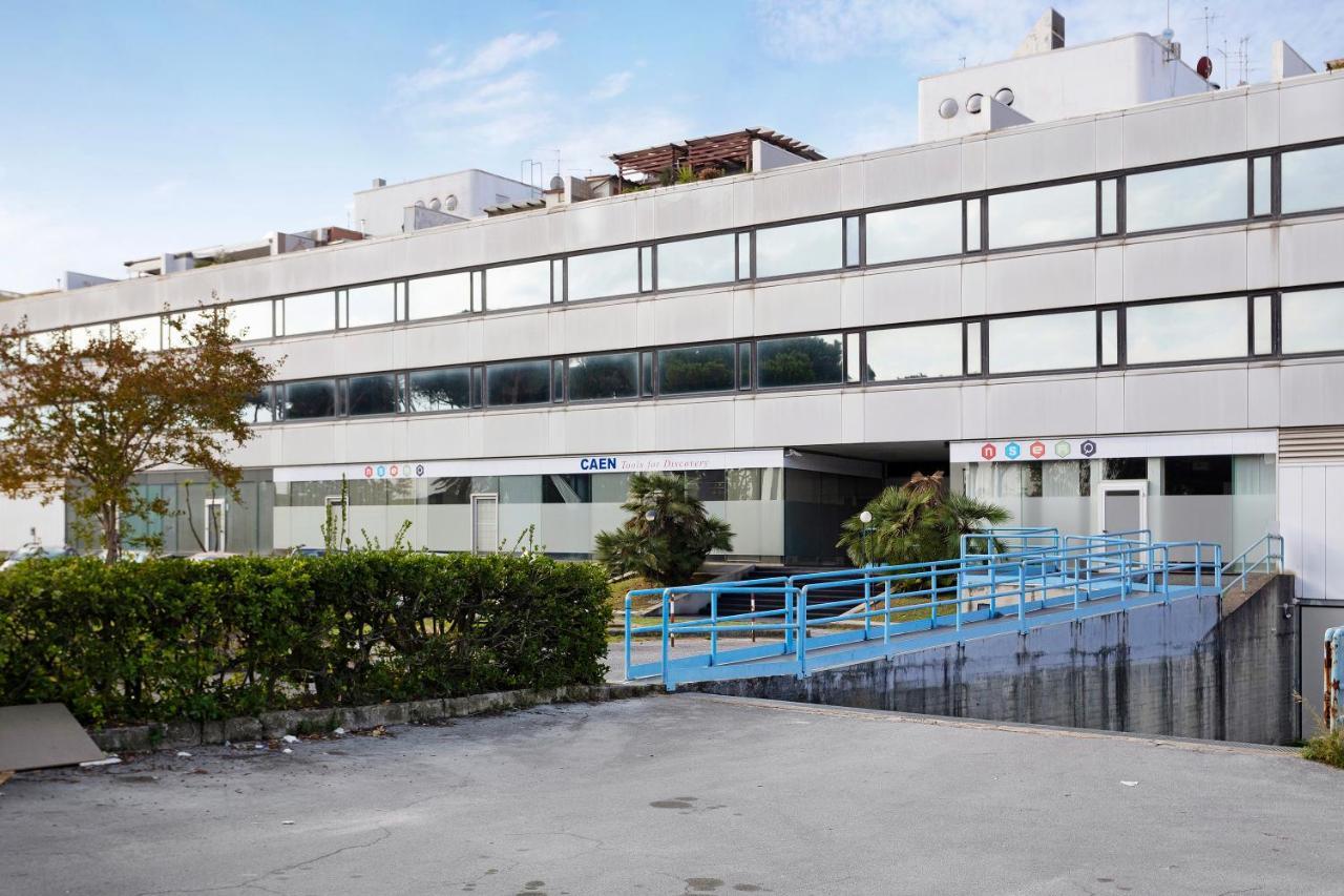 Attico Con Terrazza A Viareggio Leilighet Eksteriør bilde